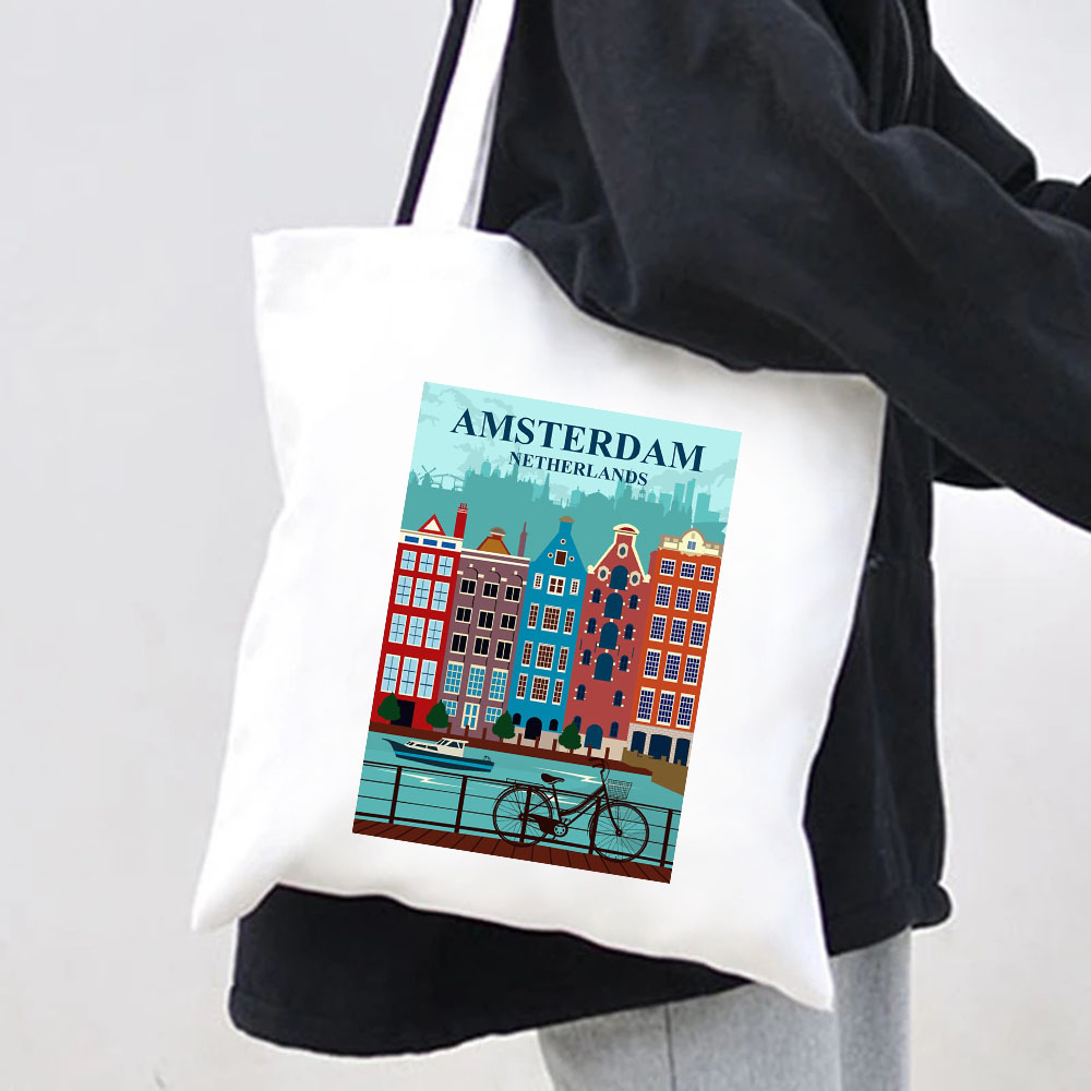 都市の眺め アムステルダムの運河と家々 オランダ 女性用 キ - Women Bags Netherlands のレビューと価格