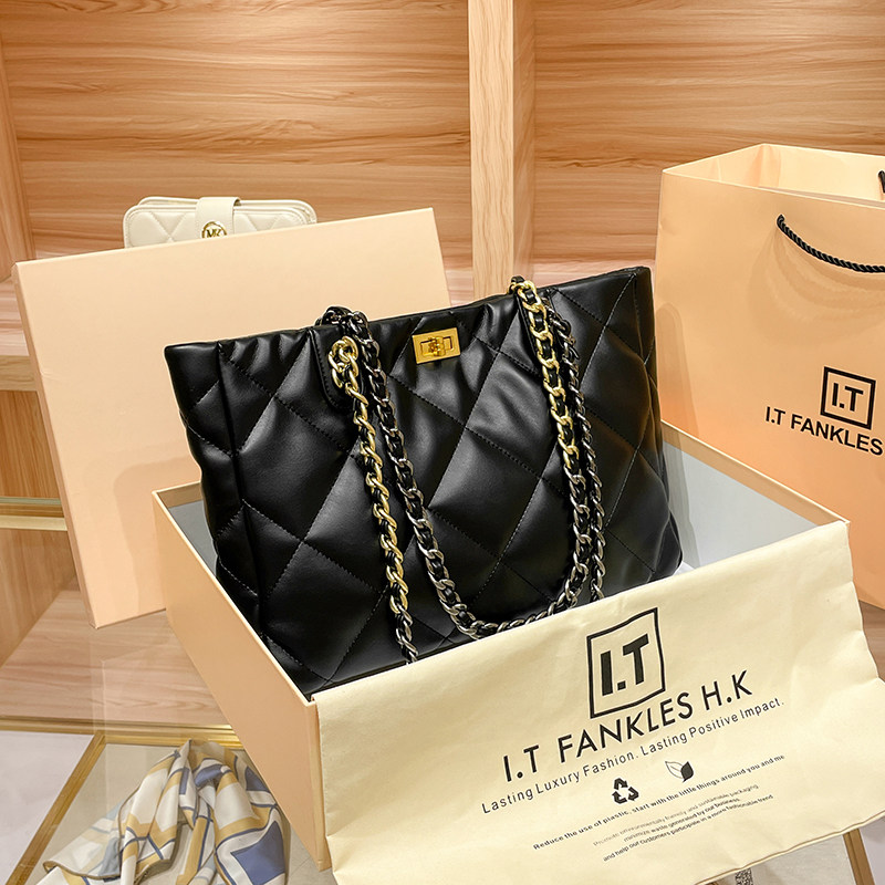 2026年ニューホンコンキルティングトートバッグ、本革チェー - Women Bags Jw Pei のレビューと価格