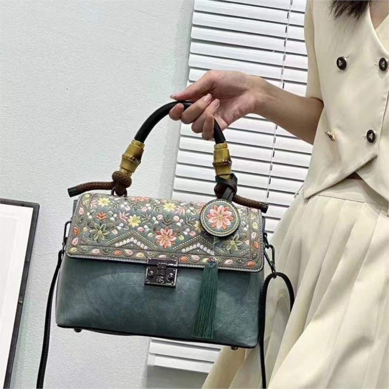Johnature 刺繍チャイナドレス女性レザーバッグ 20 - Women Bags Jw Pei のレビューと価格